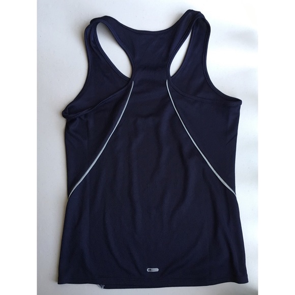 Puma workout tank - Picture 2 of 4